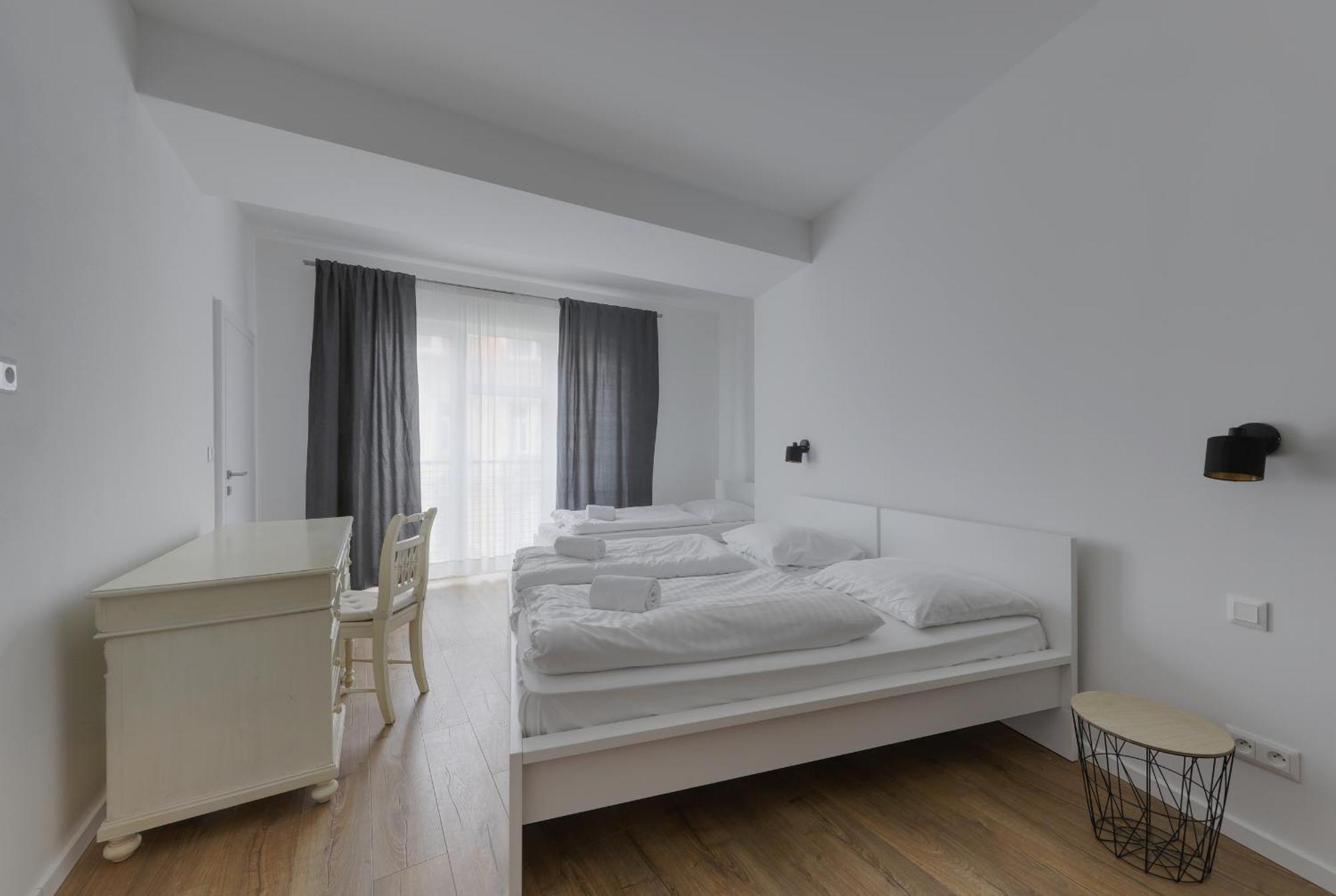 Shone Old Town 2 Bedroom * Bratysława